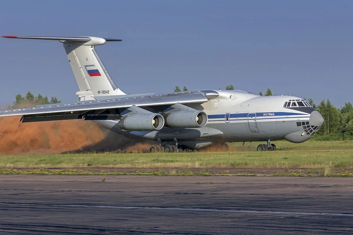 Военно транспортная авиация рф. Ил-76 военно-транспортный самолёт. Ил 76 ВТА. Ил-76мд ВТА. Ил 76 ВВС.