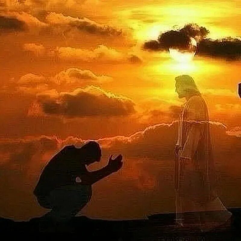Человек молится Богу. Человек перед Богом. Человек просит у Бога. Мольба к Богу. Кается каждого