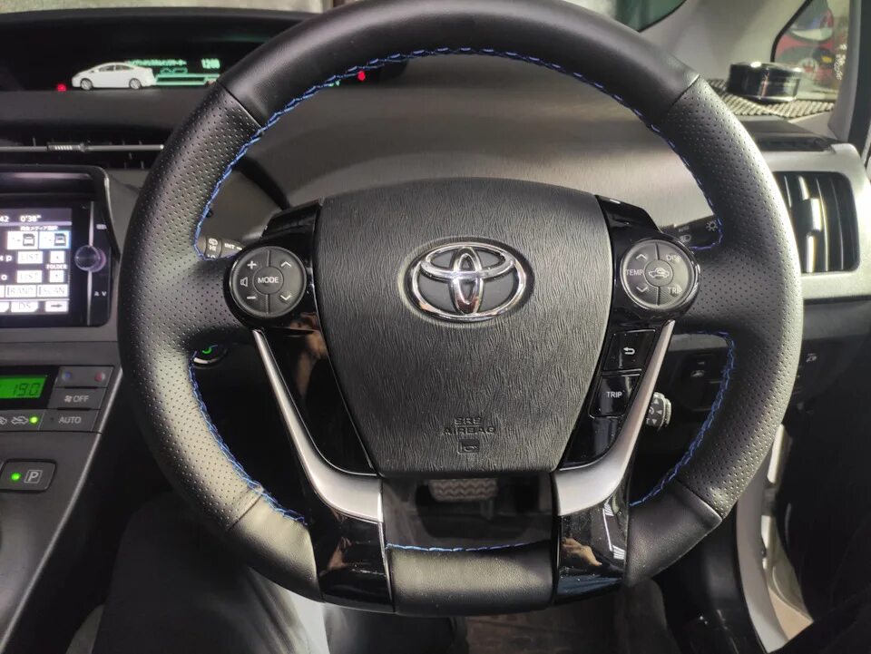 Замена рулевого колеса Prius 30 - Toyota Prius (30), 1,8 л, 2011 года тюнинг DRI