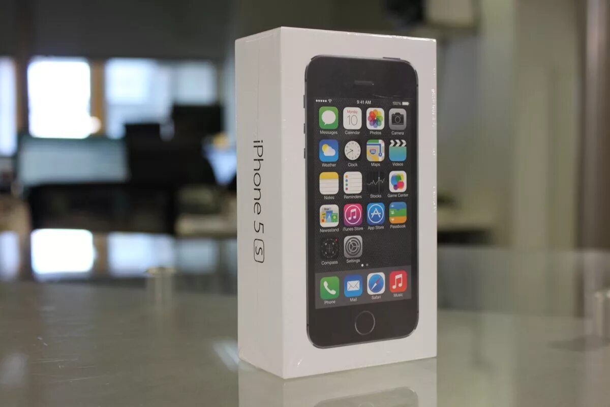 Новый айфон 5. Apple iphone 5s 32gb. Apple iphone 5s Space Gray. Iphone 5s Gray коробка. Айфон 5 запечатанный.