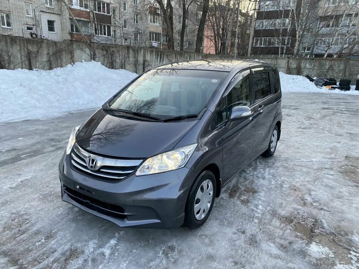 Honda freed 1.5. Хонда Фрид 2011. Honda freed 2014. Хонда Фрид 2011 салон. Хонда Фрид 2011 запаска.