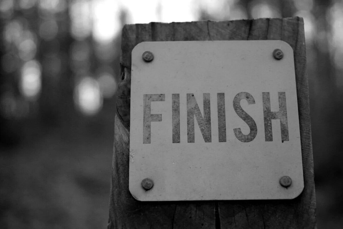 Зе энд. Фотография the end. картинка ве энд. the end на песке. the end закат.