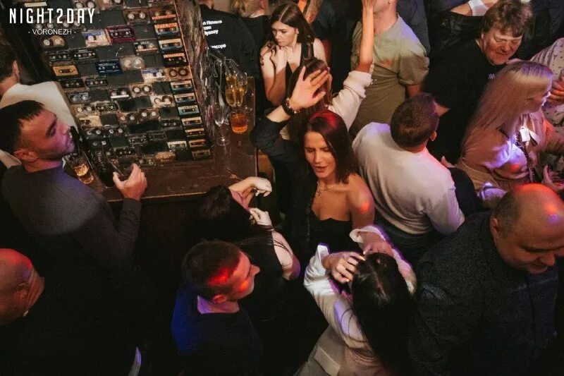 песня воронеж город куража. песня воронеж город куража. песня воронеж город куража. песня воронеж город куража. воронеж город куража памятник.