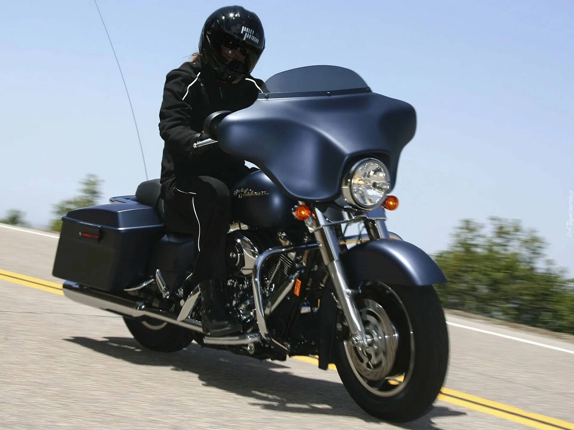 Харлей дэвидсон street glide 2021. Harley davidson street glide. Harley davidson touring. Харлей-дэвидсон электра глайд ультра лимитед. Harley davidson tour glide.