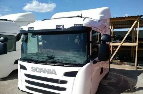 Кабина скания ср19. Кабина scania cr19. Кабина скания 5. Скания g 410 в кабине. Кабина скания 124 топлайн.