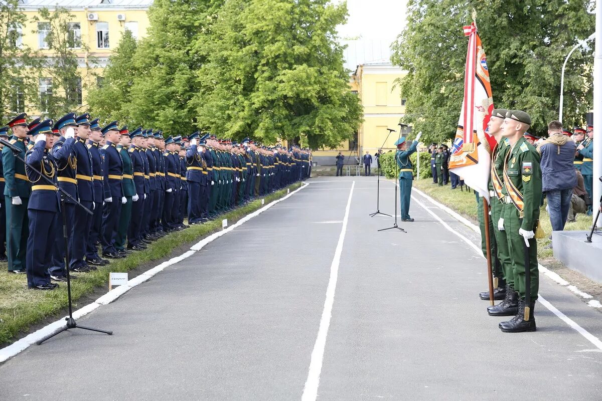 Военно-Космическая Академия имени а. ф. Можайского выпуск 2018. Лехтуси военный городок вка Можайского. Военно-Космическая Академия имени а ф Можайского здание. Санкт-Петербург Можайская Военная Академия поступление. Сайт можайского военного