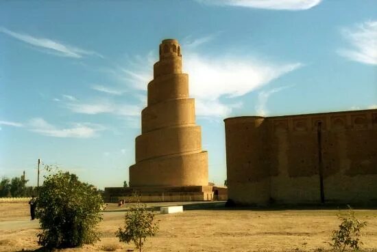 Большая мечеть в самарре ирак. Большая мечеть в самарре самарра. Самарра ирак большая мечеть. Минарет аль-мальвия. Большая мечеть в самарре.