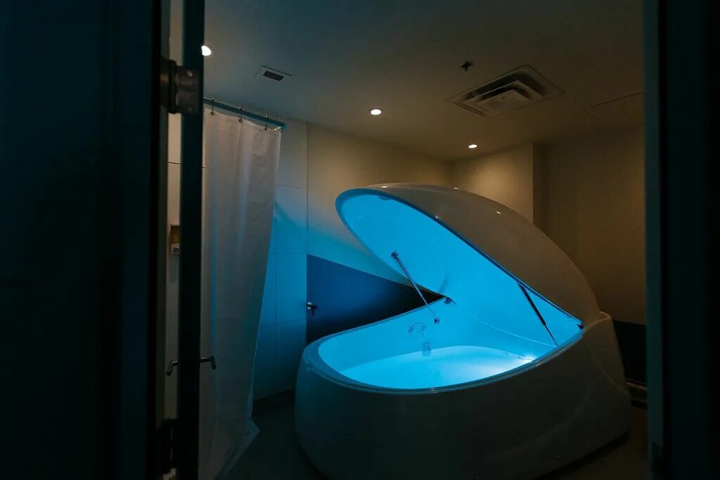 Флоатинг спа. Флоатинг капсула shell. float spa волжский. холмогорова 20 флоат спа. флоатинг капсула на двоих.