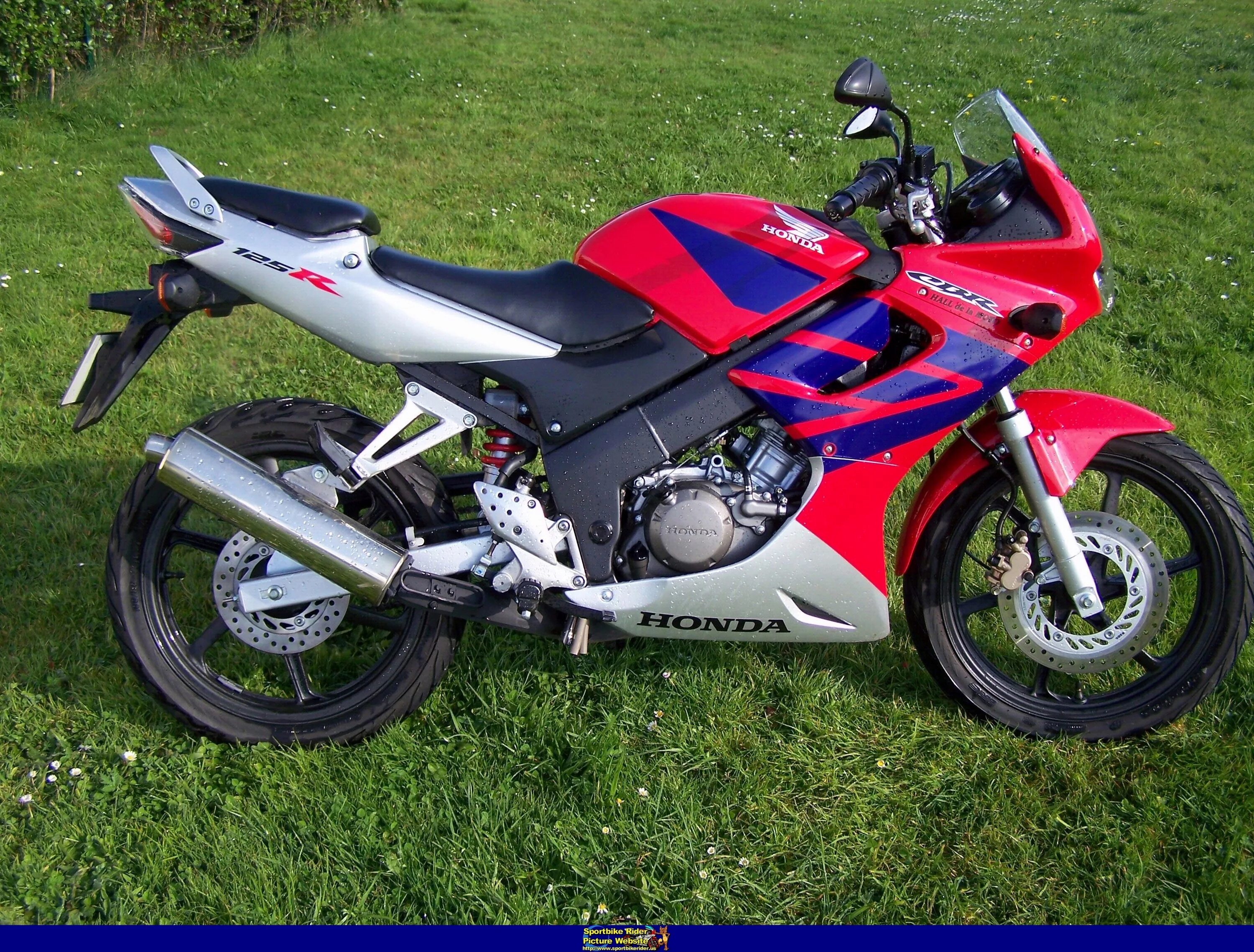Сбр 125. Honda cbr125r. honda cbr 125. honda cbr 125 r 2006. honda cbr 125r 2004.
