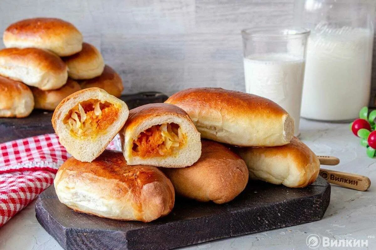 Капустные пирожки из дрожжевого теста