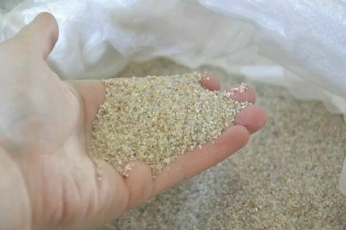 Кварцевый песок фракции 0,8-1,2 мм. Кварцевый песок 25 кг. Кварцевый песок фракция 2-5 мм. Кварцевый песок для бассейна 0.4-0.8 мм. Какой песок лучше для фильтра бассейна