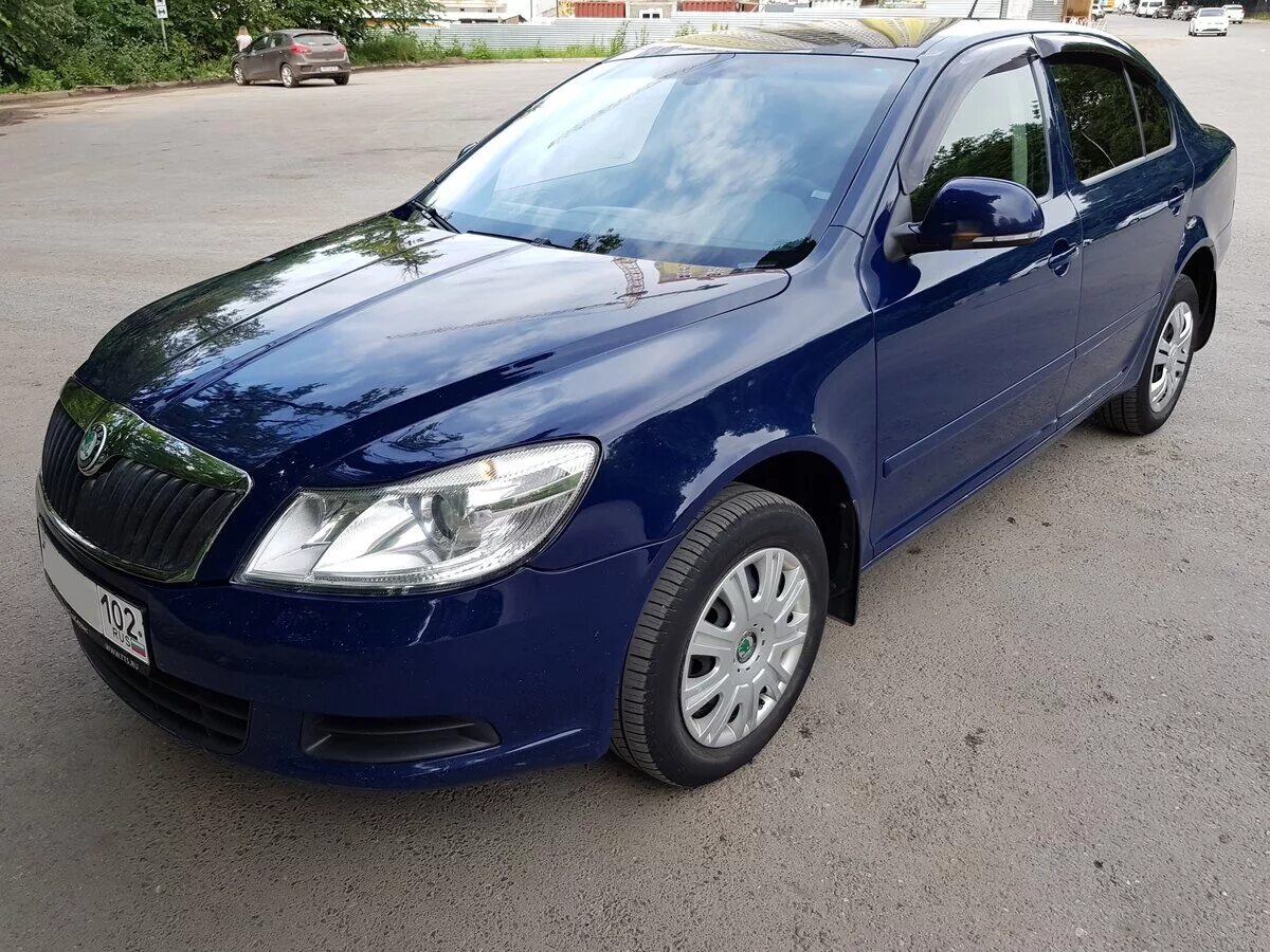 Цвета октавии а5. Skoda Octavia a5 синяя. Skoda Octavia a5 Restyling. Skoda a5 2011.