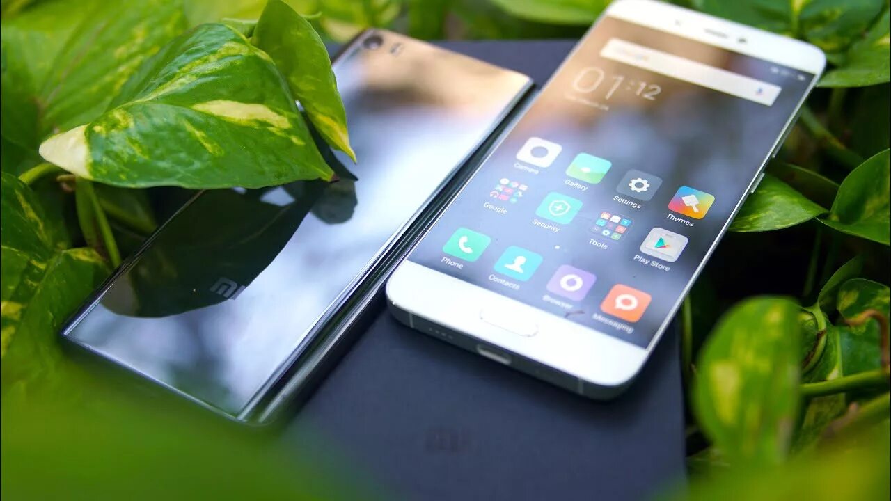 Какие смартфоны про