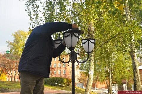 Под уличным