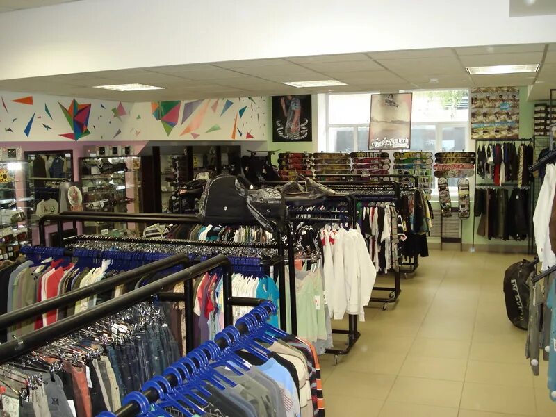 Магазин сток красноярск. Сток центр. Сток центр одежды. Сток центр одежда. Магазин сток центр.