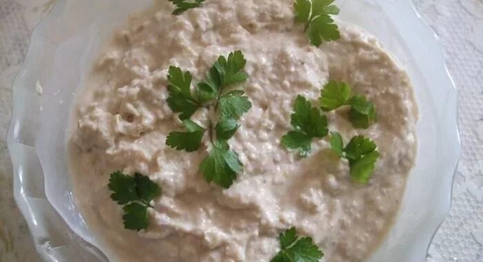 Паштет из яиц рецепты. Паштет из варёных яиц. яйцо с паштетом рецепт с фото. яичный паштет рецепт с фото пошагово. добавляются яйца в паштет?.