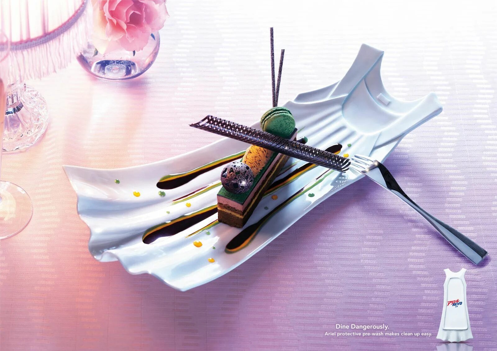 Креативная реклама мыла. Креатив чистый для анализа. Clean creative. Креативная реклама паркета. Креативная реклама утюга.