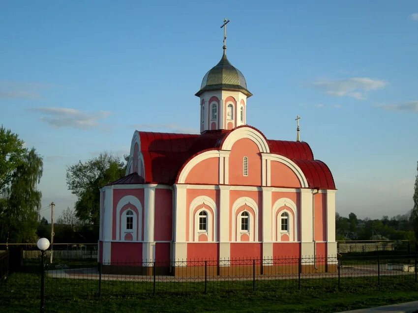 Села корочанского района. Корочанский район храм Белгород. Церковь село Мелихово Белгородская область. Мелихово Корочанский район. Белгородская область храм на Корочанской.