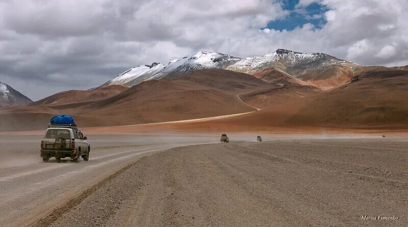 Самородок книга. Дороги и тропы песков. Дорожка к морю. Дороги и тропы песков. Над дорожной тропой.