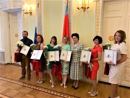 Награждение воспитателей