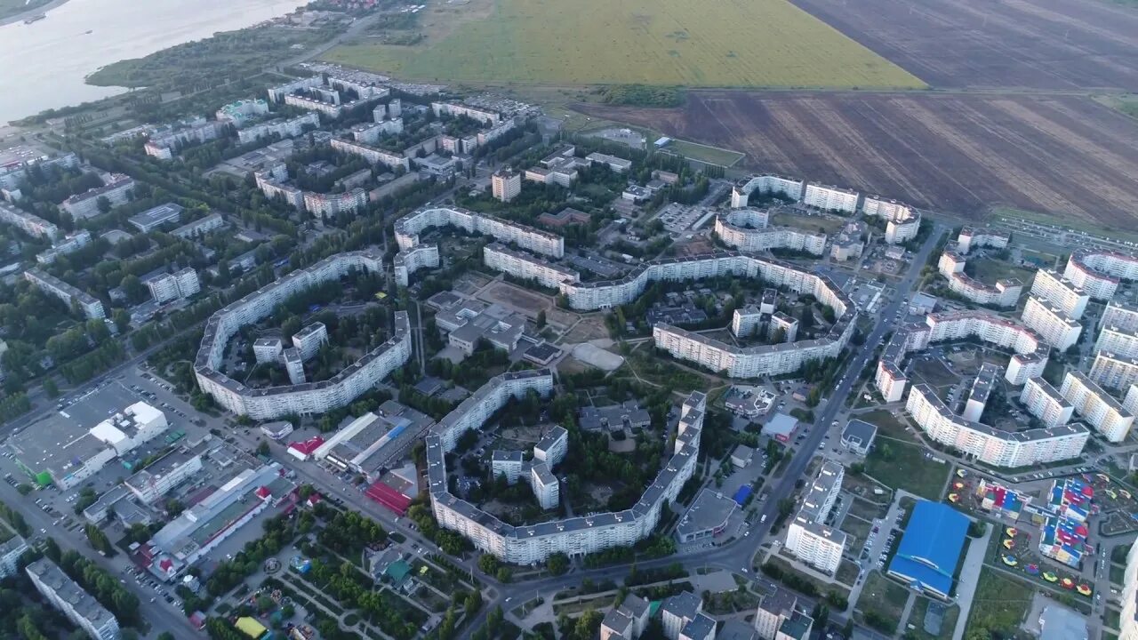 Численность населения балаково саратовской. Численность населения балаково саратовской. Балаково центр города. Балаково население динамика. Численность населения балаково саратовской.