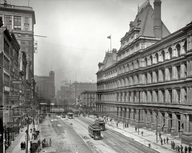 12 Vintage Photographs of South Water Street - "The Busiest Street in the World"