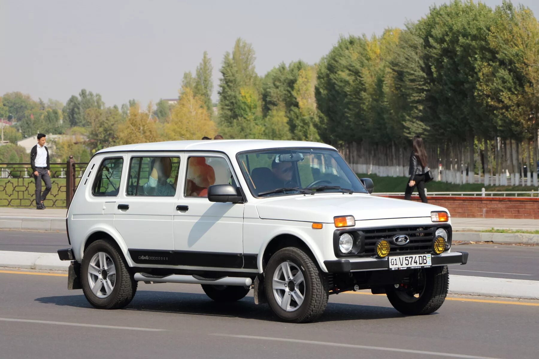 Машина 2131. Lada 4*4 Нива 2131. ВАЗ 2131 Нива. ВАЗ Нива 2131 4х4.