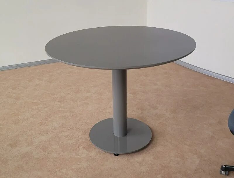 Письменный стол halmar b31. Стол 1 метр. Стол 2 метра. Переговорный стол лофт. Книжный стол до 3 метров.