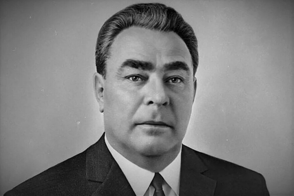 Брежнев л и 1953