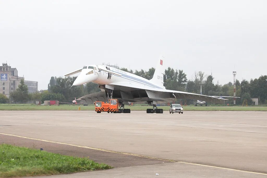 Полет жуковский. Ту 134 жуковский. жуковский аэропорт ту 144. ту 144 в жуковском на стоянке. военный аэродром жуковский.