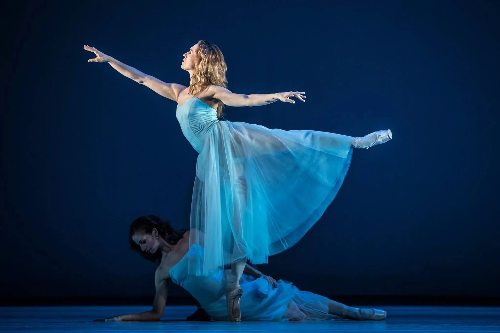 Серенада баланчин. Фламенко испания гитарист. Серенада танцы. Серенада названия. Федерико андреотти 1847 1930 картина сапожник.