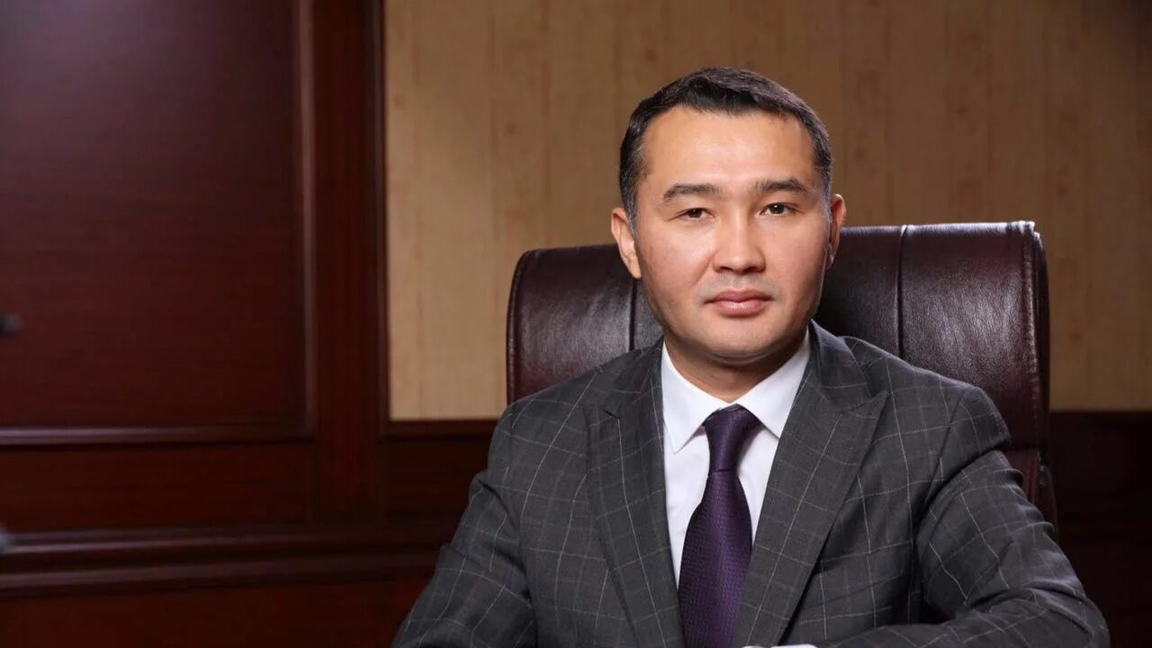 Димаш досанов