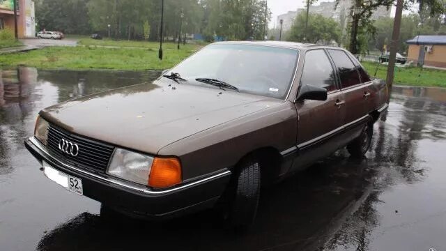 Ауди 100 1983 года. Ауди 100 1983. Ауди 100 год выпуска 1983. Ауди 100 1983 года фото. Ауди 100 83.