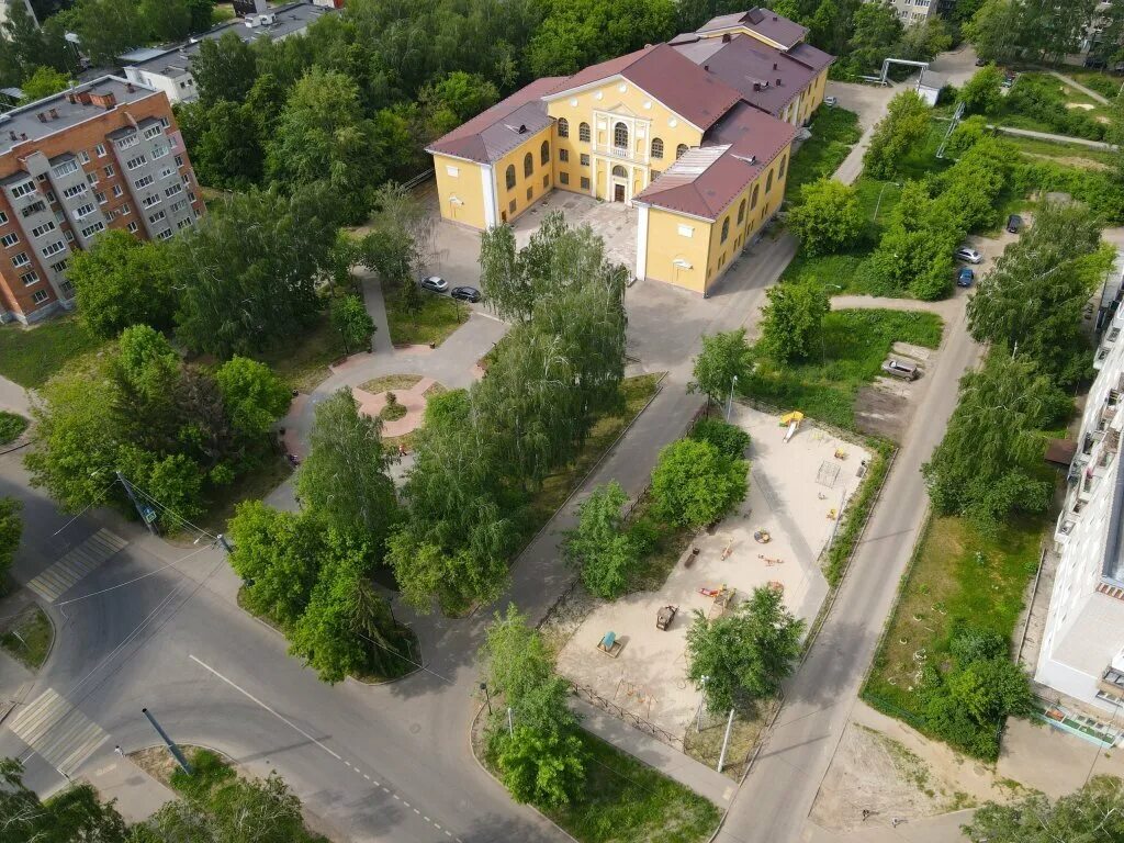 Александр Блок Фабрика В соседнем доме окна жолты. По вечерам - по вечерам.. 202