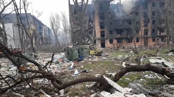 Мариуполь авдеевка. Разрушенный мариуполь 2025. мариуполь боевые действия.