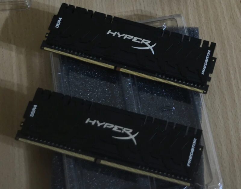 Hyperx память 16 гб. Оперативная память ddr4 HYPERX Predator 16gb. HYPERX Predator 16 ГБ ddr4. Kingston HYPERX Predator ddr4 2x8gb 3333. Kingston HYPERX 3333mhz 8gb ddr4.