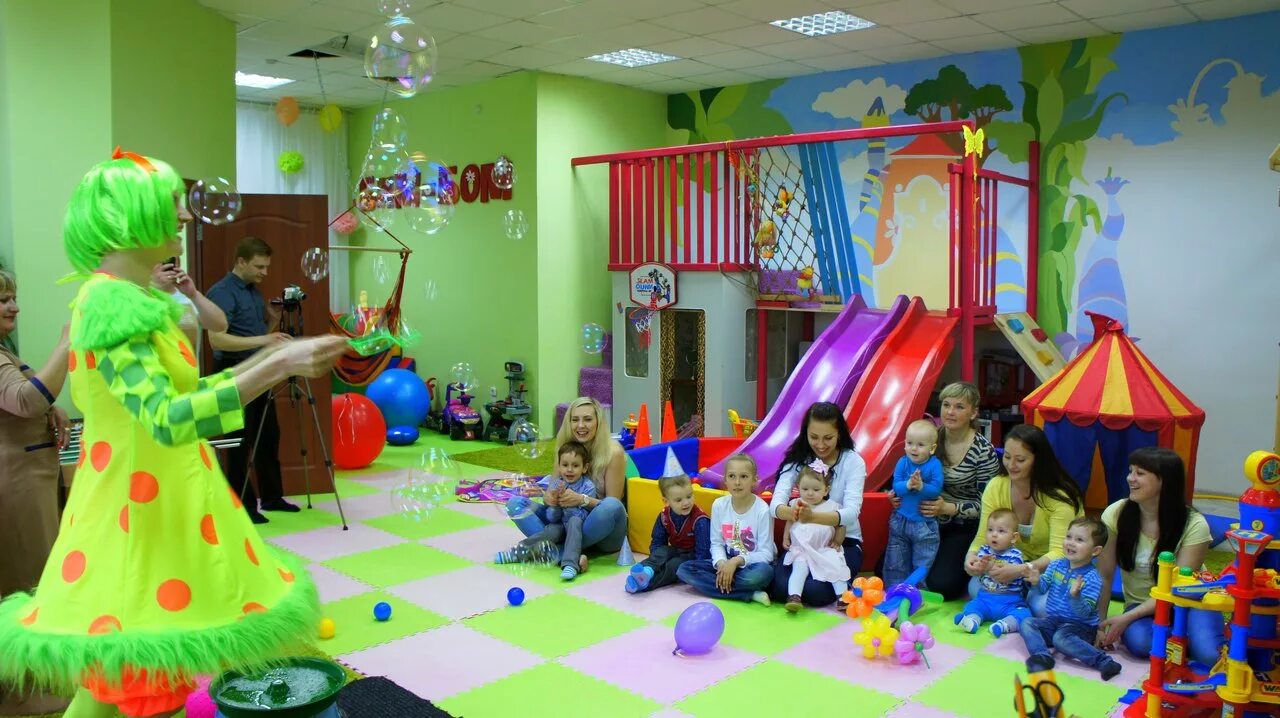 Детские комнаты для проведения дня рождения. Детский центр проведения праздников. Комнаты для проведения детских дней рождений. Детский центр проведения праздников. Помещение для детских праздников.