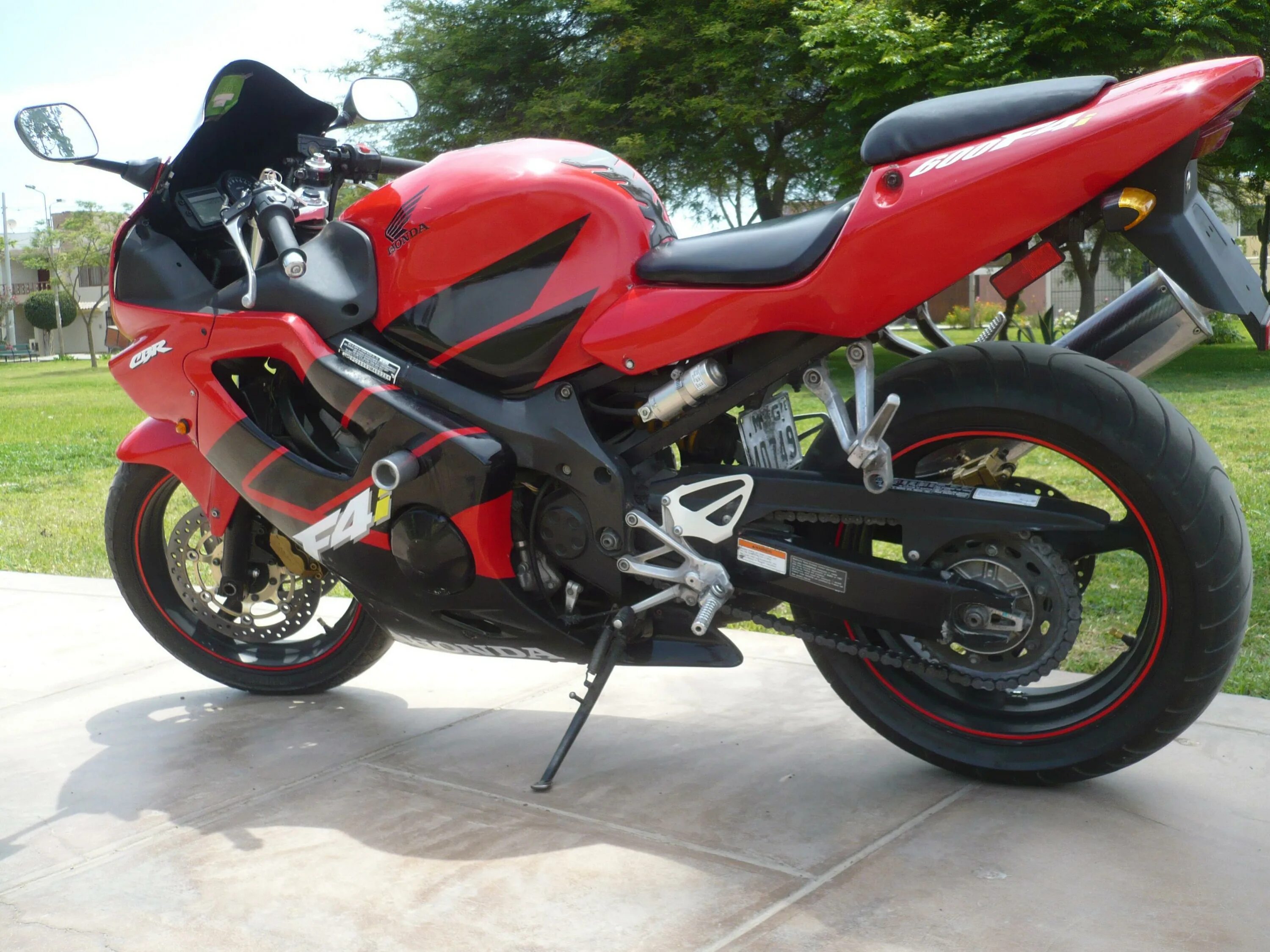 Мотоцикл honda cbr 600 f4. Хонда сбр 600 ф4 i. Хонда сбр 600 ф3. Honda cbr 600f. Honda f4i 600.