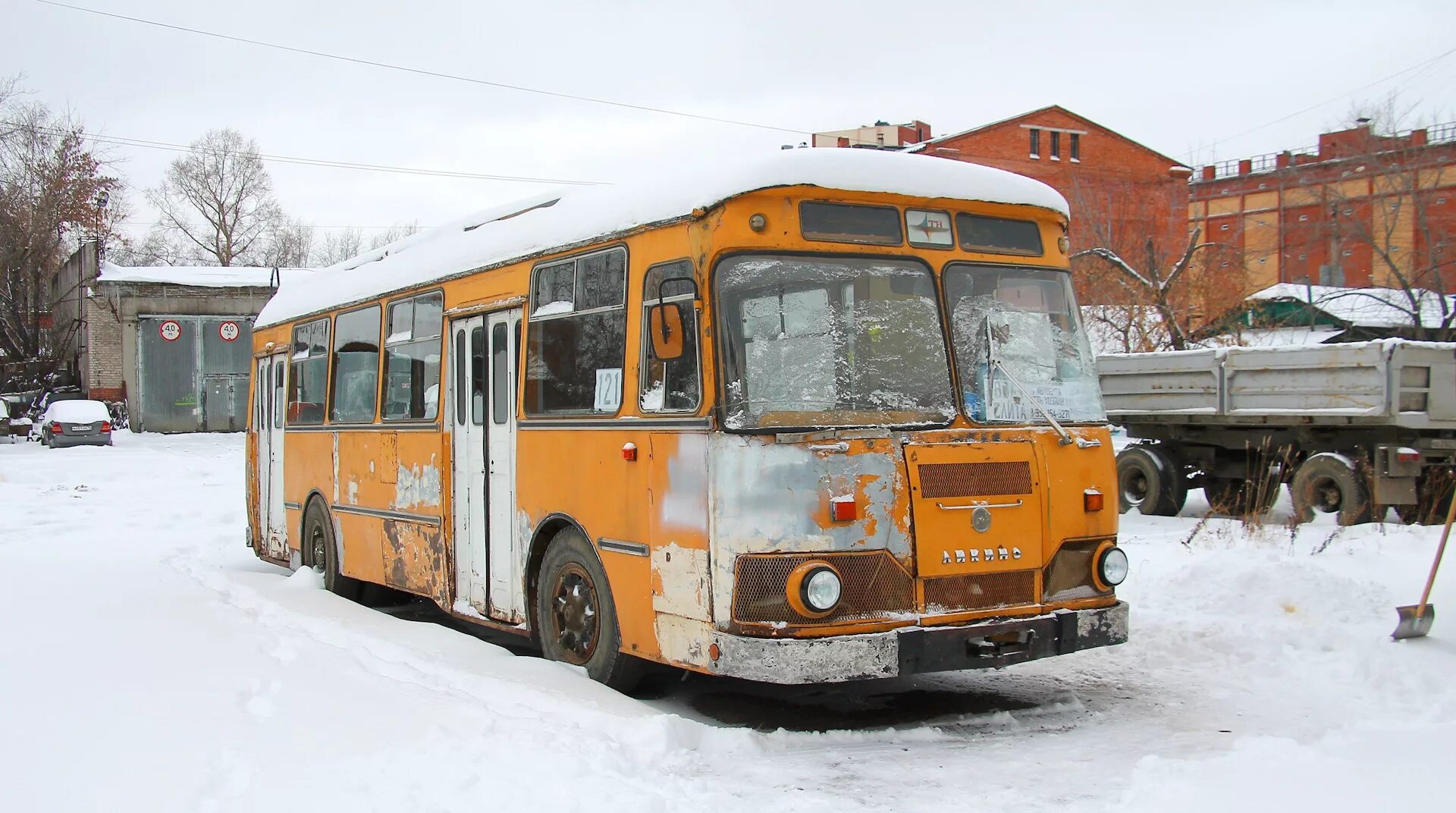 Советские номера автобусов. ЛИАЗ-677 автобус. Автобус ЛИАЗ 677м. ЛИАЗ 677 Ликинский. ЛИАЗ 677 зима.