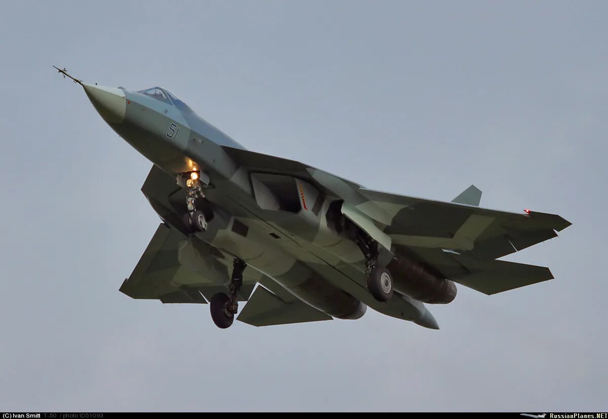 Истребители 5 го поколения. Пак фа т-50 Су-57. FGFA истребитель. Истребители России 5-го поколения. Т 50 истребитель 5 поколения.