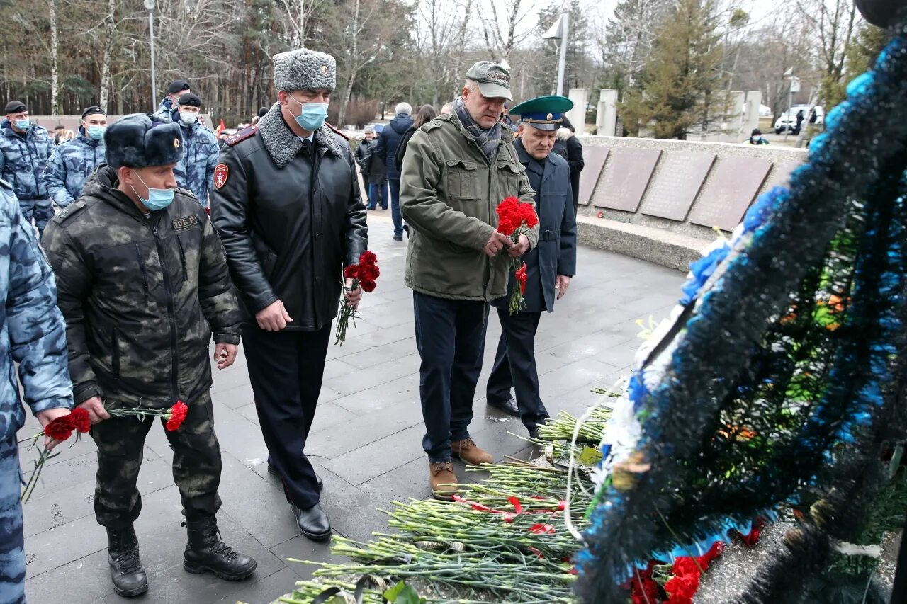 Сквер памяти погибших военнослужащих Волгоград. Памяти погибших в локальных конфликтах