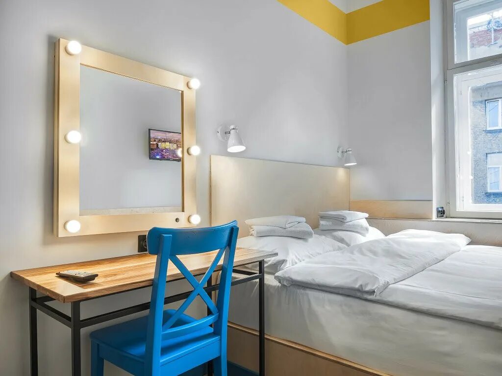 Санкт-петербург апраксин переулок 4 хостел. Хостел друзьядайт питер. , 4, санкт-петербург. Хостел лайт санкт петербург. Друзья на сенной хостел питер.