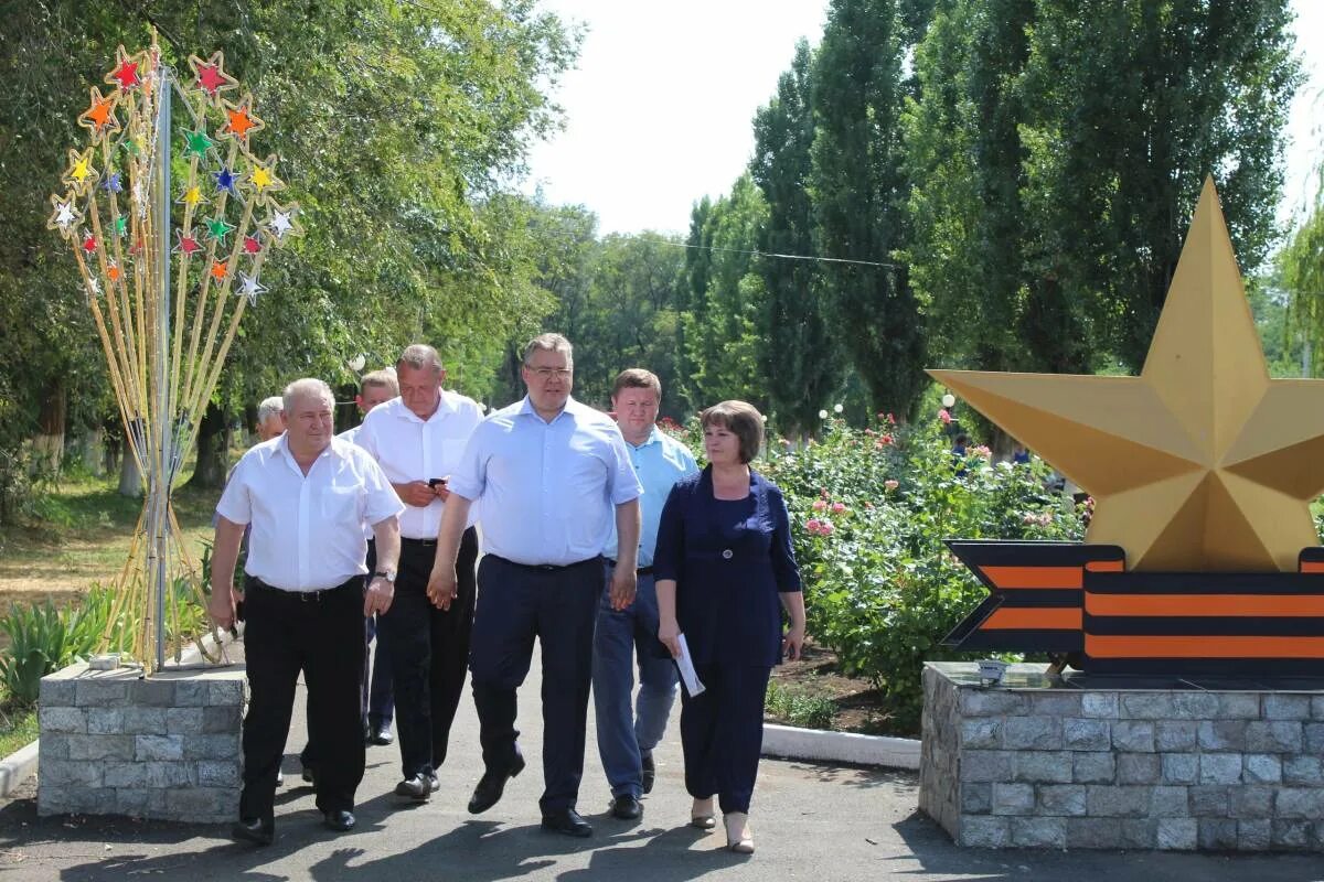 Погода ставропольский край село преградное красногвардейский. П штурм Ставропольского края. Агрико Ставропольский край Красногвардейский район п штурм. Аллея славы село Красногвардейское Ставропольский край. Красногвардейский район Ставропольский край п Коммунар.