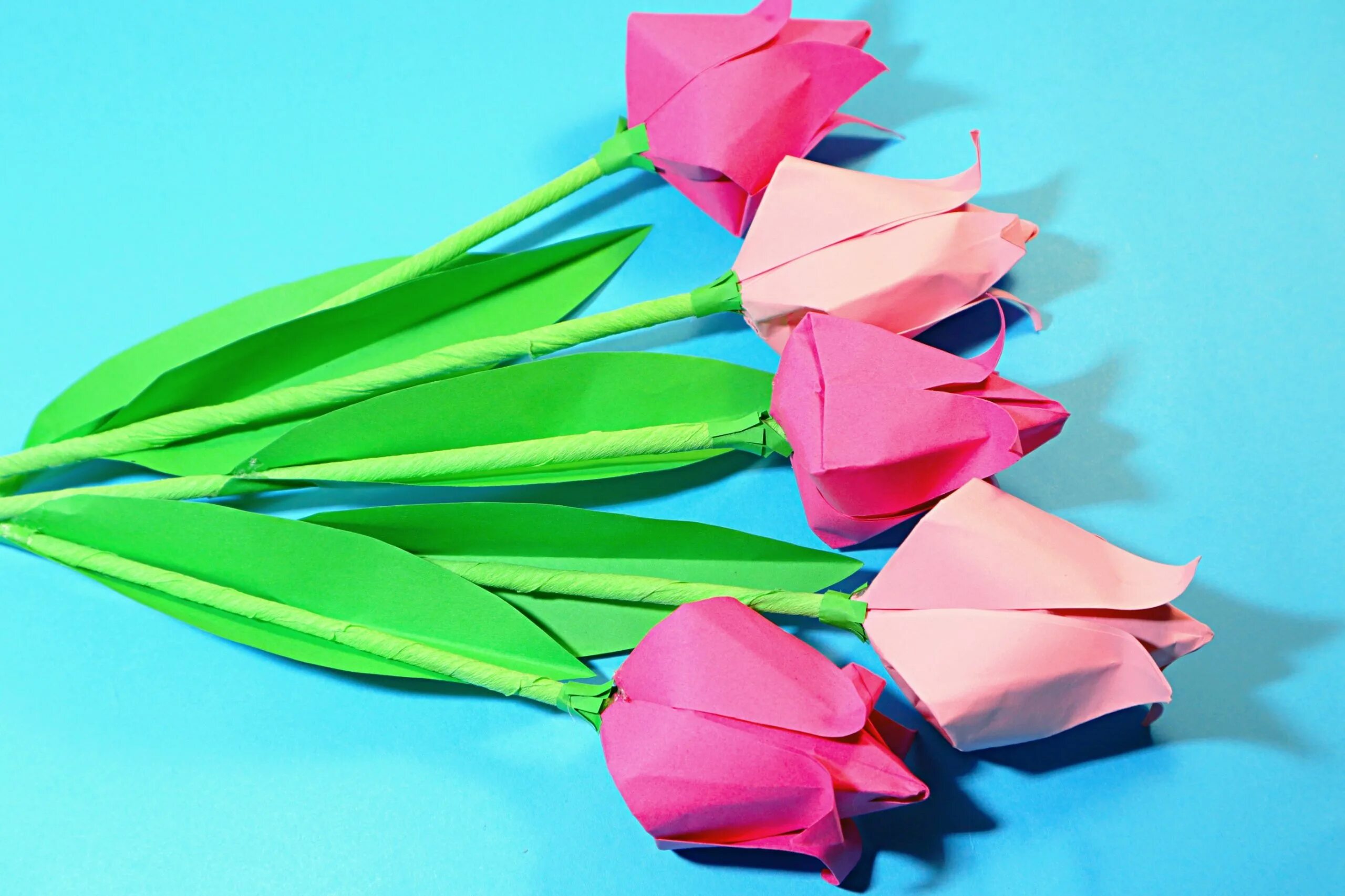 Санбук Смит цветы оригами. Оригами тюльпан. Оригами тюльпан из бумаги тюльпан. Оригами цветок тюльпан. Видео оригами цветок крокус