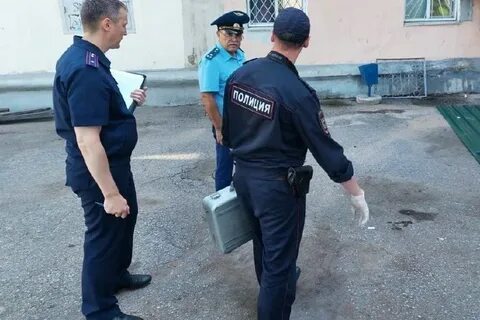Сотрудник упал