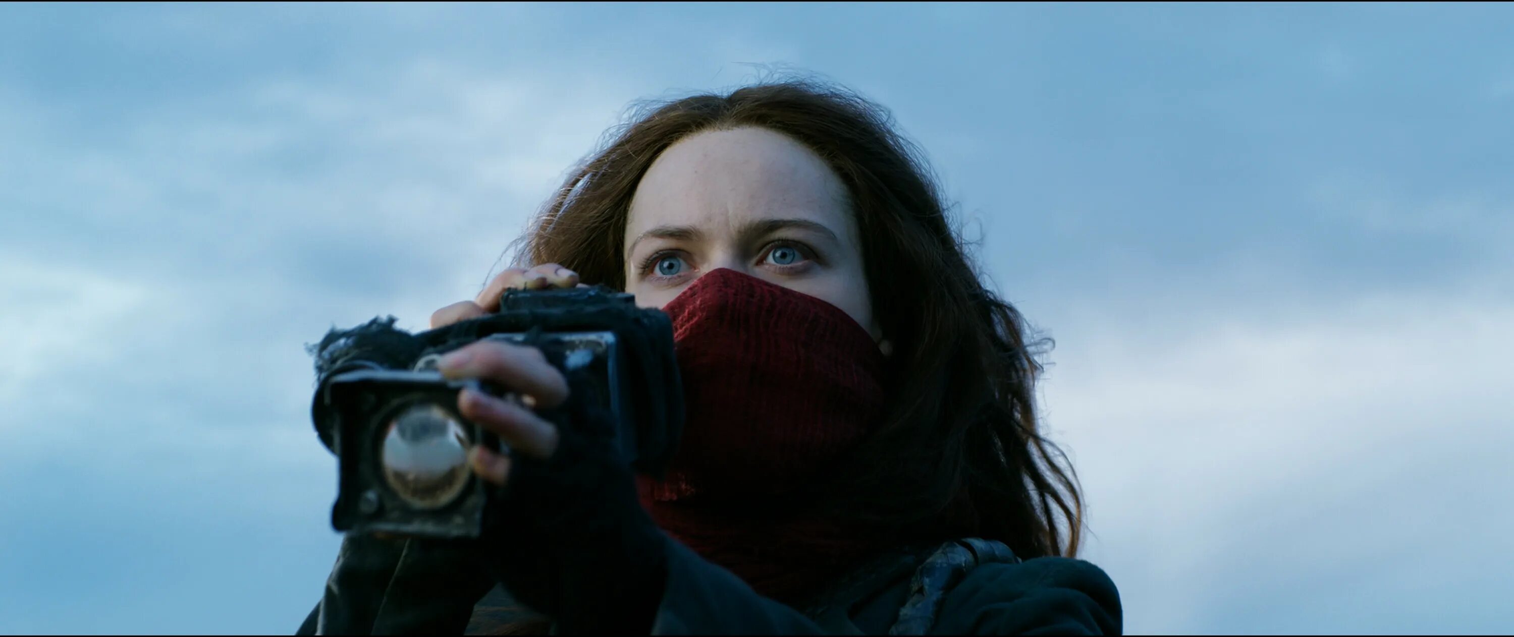 Хроники хищных городов эстер. Город 2018 трейлер. Шамир андерсон город лжи. Хроники хищных городов питер джексон. Шамир андерсон город лжи.
