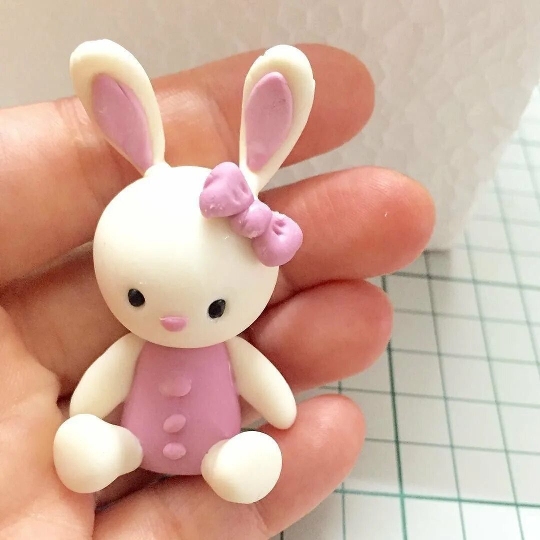 Фрукты из мягкого пластилина. Фигурки из легкоготпластилина. Фигурки из легкого пластилина. Фигурки из пластилина воздушного милые и легкие. Фигурки из воздушного пластилина.