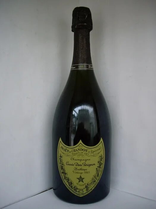 5 литров шампанское купить. Шампанское Magnum dom Perignon. Дом Периньон 1.5 литра. Шампанское Магнум 1.5. Шампанское Магнум 3 литра.