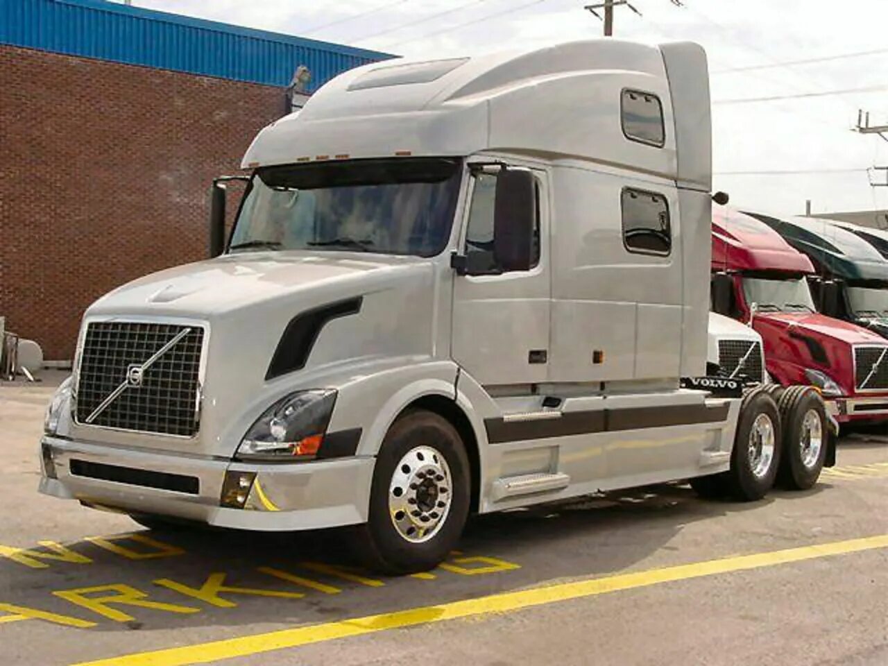 Volvo VNL 780. Тягач Volvo VNL 780. Volvo VNL 780 2015. Volvo внл 780. Куплю тягач б у вольво россия