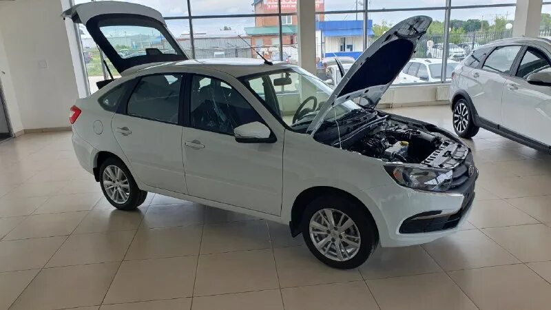 комплектации гранты лифтбек 2023. комплектации гранты лифтбек 2023. гранта лифтбек 2023 белая. гранта лифтбек 2023. комплектации гранты лифтбек 2023.